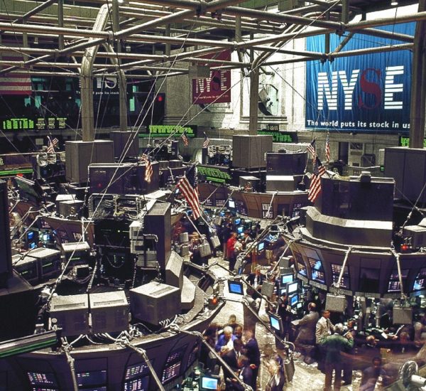 stock-exchange-738671_2x stock-exchange-738671_2x